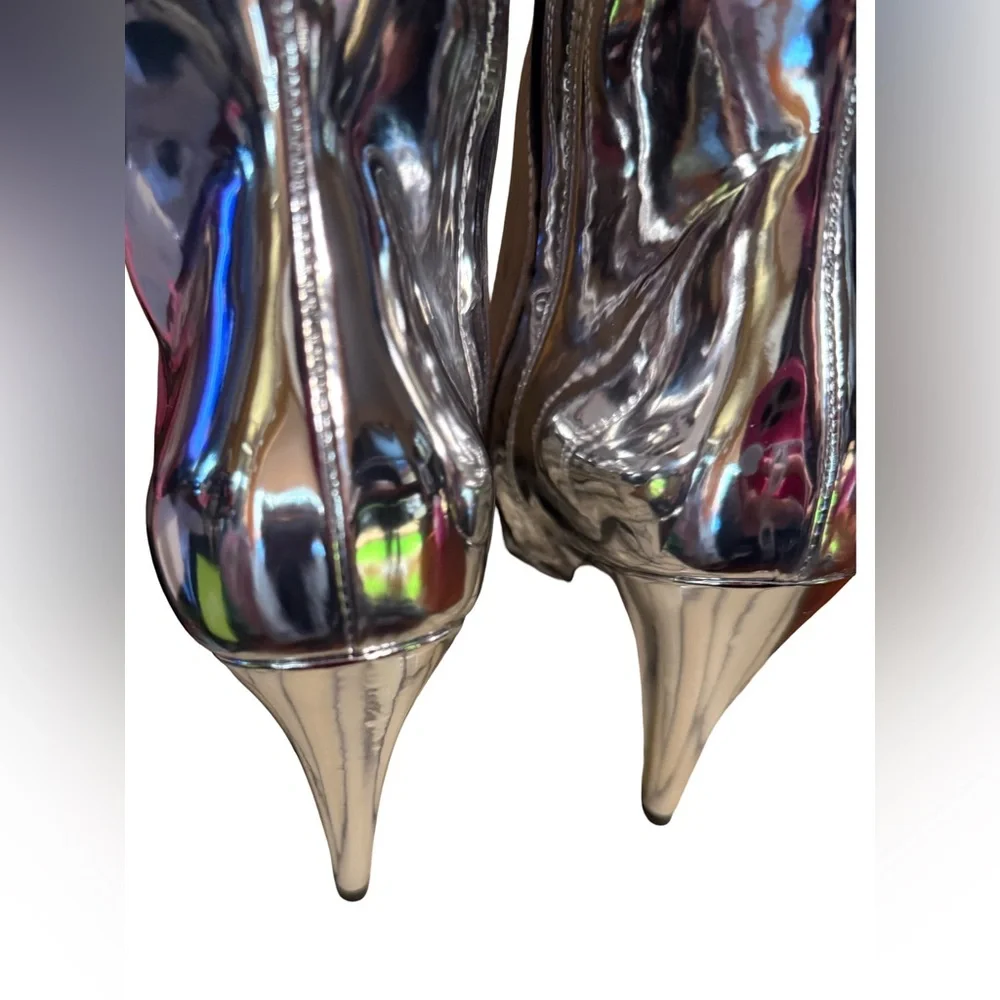 Moschino NWT Sz 38 Vero Cucio Silver Metallic Knee-High Stiletto Boots (SH292) - Picture 7 of 15
